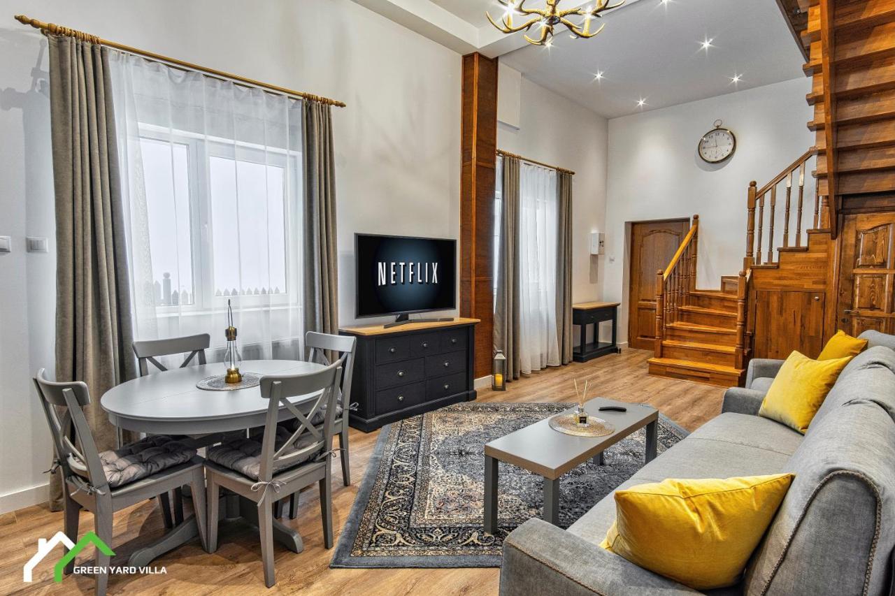 Green Yard Villa 普雷代亚尔 外观 照片